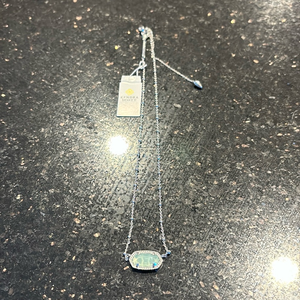 COPY - Silver Kendra Scott stunning necklace!